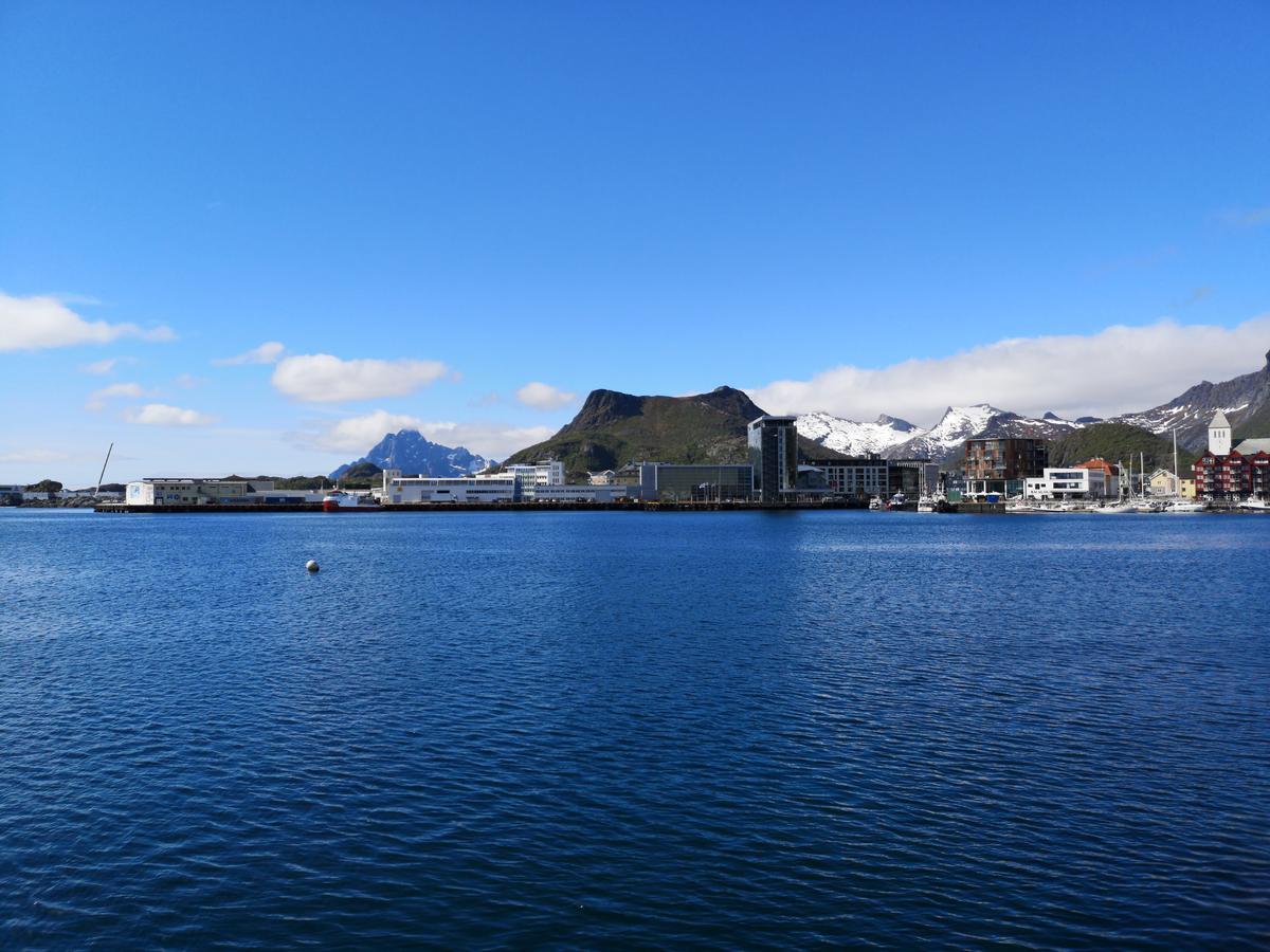 Rorbuene Svolvaer Havn Villa Luaran gambar
